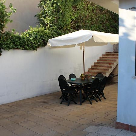B&B Sa Pedra Longa Ури Экстерьер фото